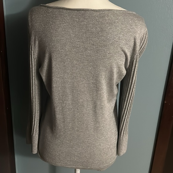 NWOT Talbots Silver Bell Sleeve Sweater Size 8 Beautiful Sweater - Picture 2 of 8